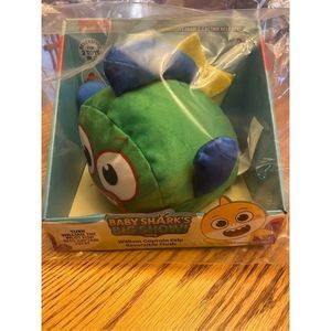 New in Box Baby Sharks Big Show Stuffed Toy